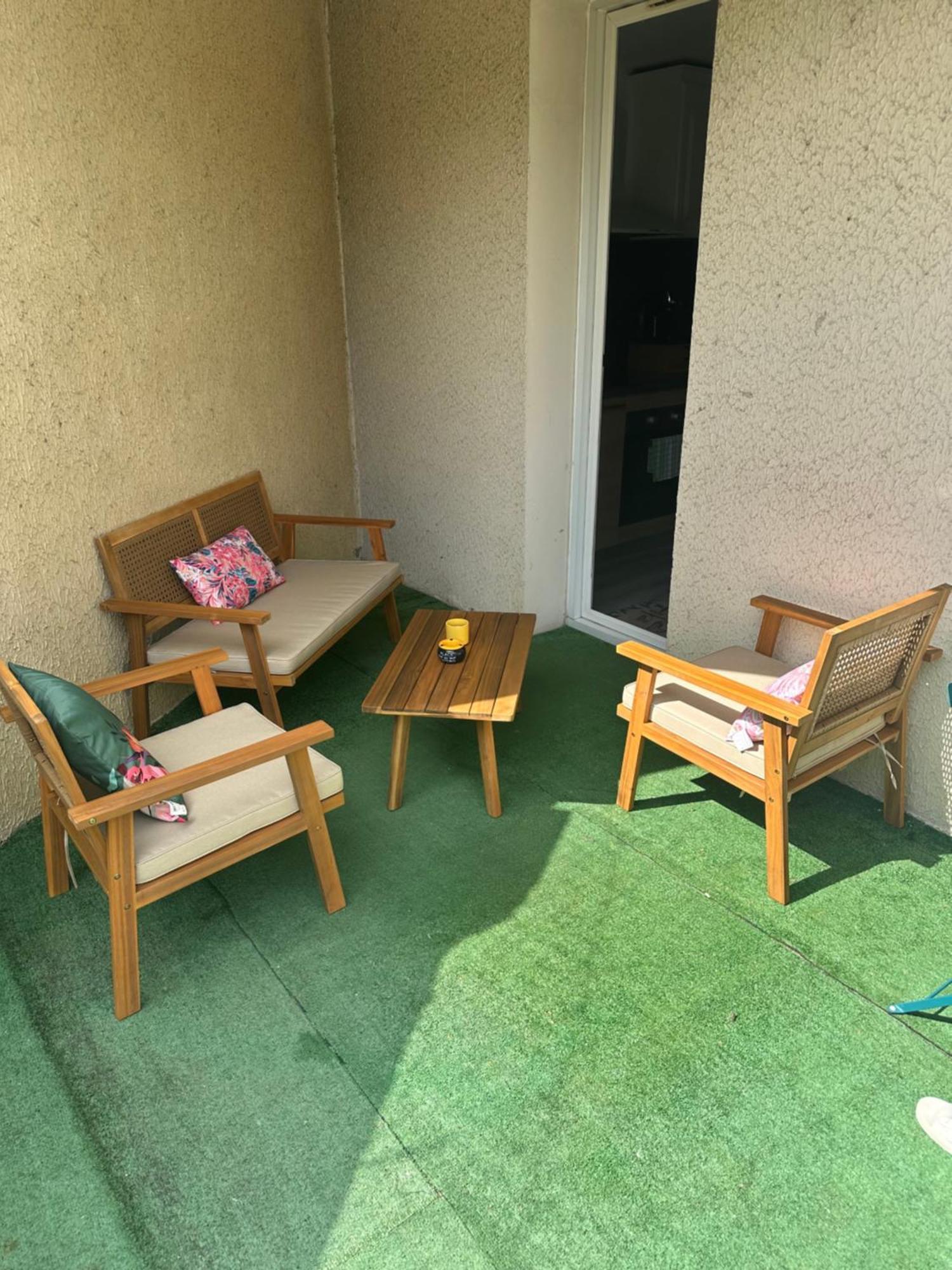 Appartement En Rez De Jardin Tout Equipe Fleurance Exterior photo